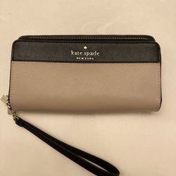 Kate Spade Staci Large Carryall Wristlet Wallet