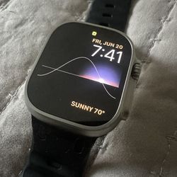 Apple Watch Ultra 49mm Titanium 