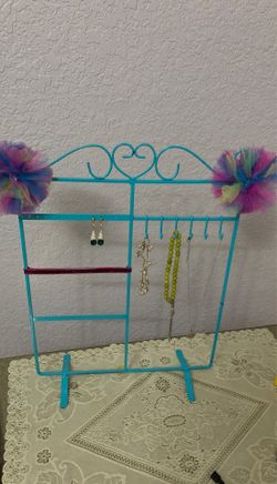 Jewelry stand