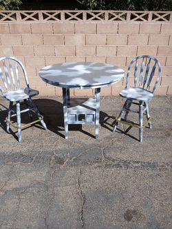 Customized Camouflage Counter-height Table. W/ 2 Half Swivel Stools