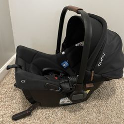 Nuna Infant Car Seat with Base 