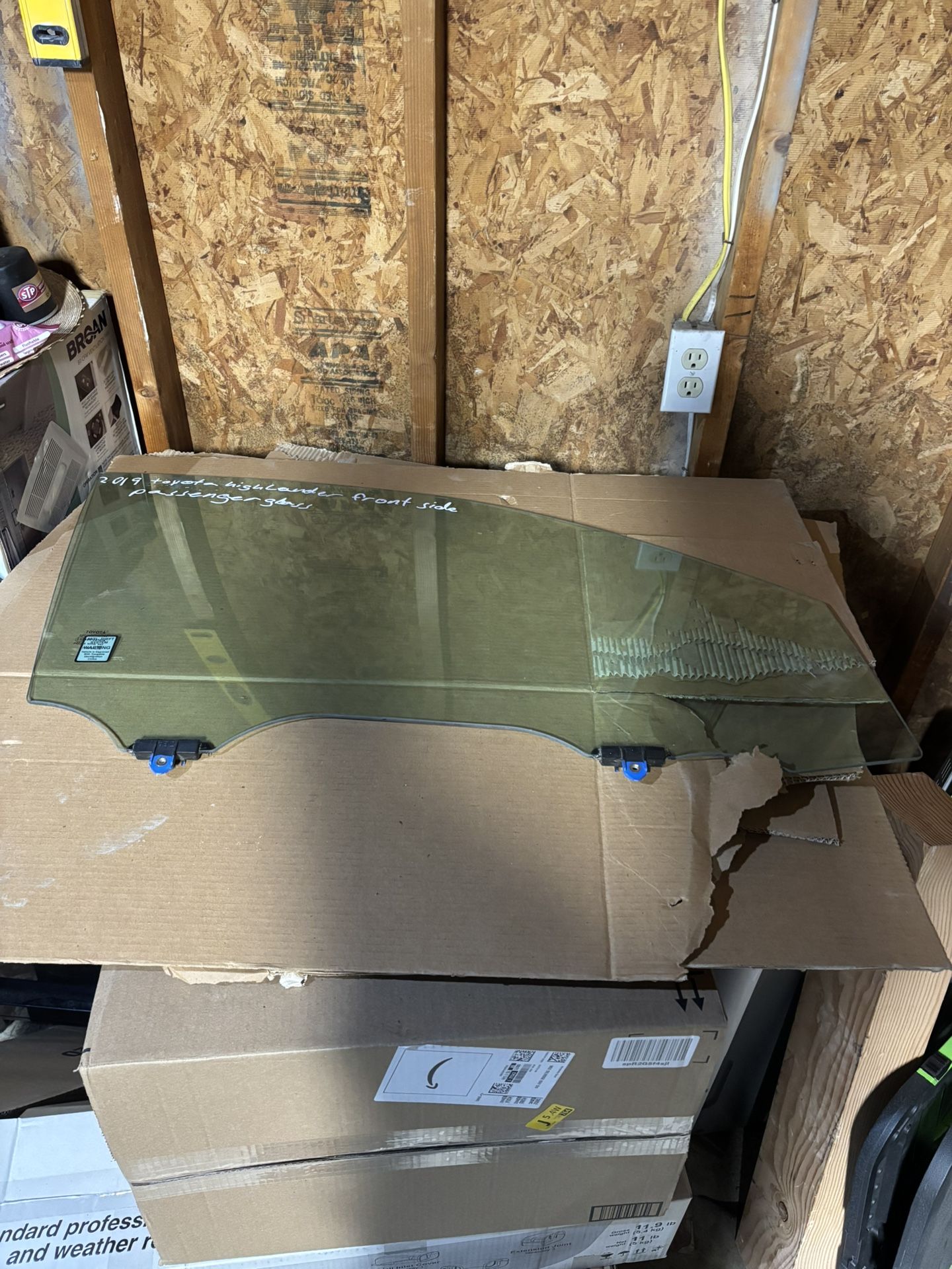 2019 Toyota Highlander Front Passenger Window