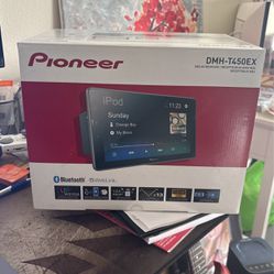 (NEW) Pioneer 9" DMH-T450EX Digital Multimedia Receiver with Weblink