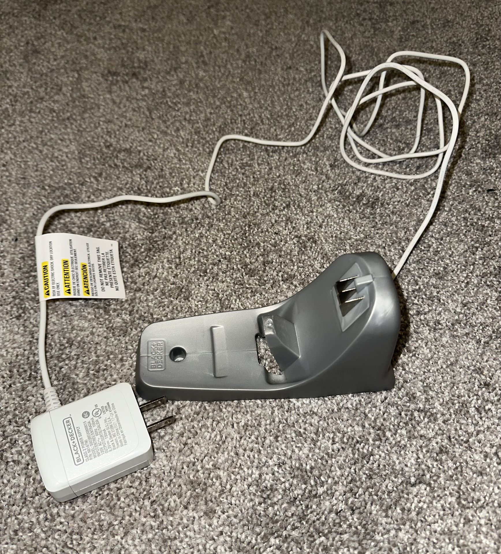 Black + Decker Handheld Vacuum Charging Port