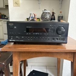 ONKYO TX-SR701