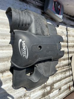 03-06 Cadillac Escalade 6.0 Engine E Piece Cover Oem