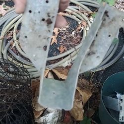 Simpson Galvanized Face Mount Joist Hangers