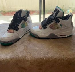 Jordan 4s Women’s 6.5