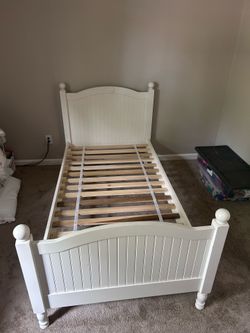 Pottery Barn Catalina twin bed