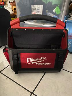 Milwaukee packout