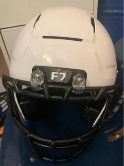 2026 Schutt F7 AIR Football Helmet Y-Large