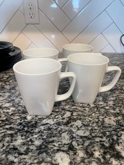 Better Homes & Gardens Mugs (Set of 4, New in Box) – MUST GO ASAP!