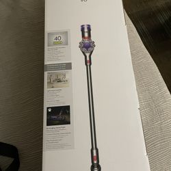 Dyson V8 Cordless Vacuum 