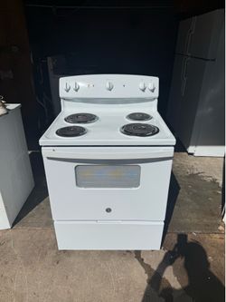GE Stove