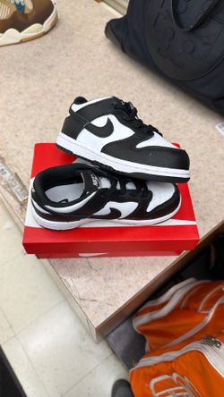 Nike Dunk Low Black & White