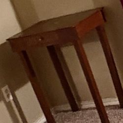 18th Century Crafted Wooden Smithfield Table