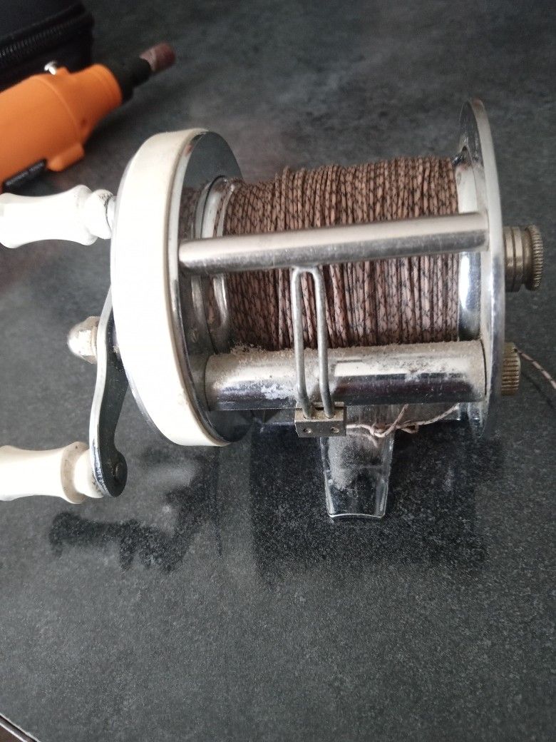 Rare Great Lakes Fishing Reel And Rod