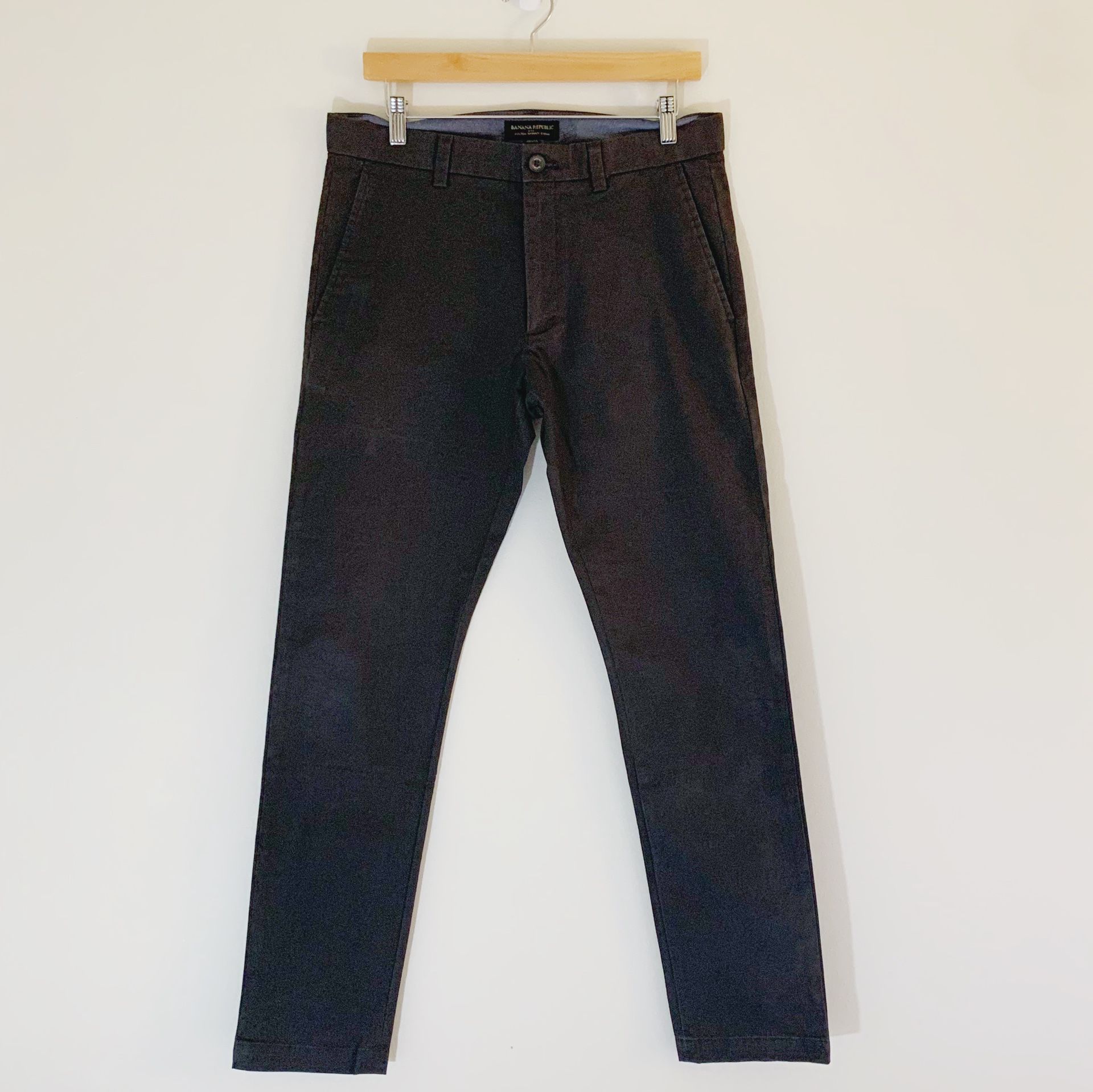 Men’s Banana Republic Gray “Fulton” Skinny Chino Pants Size 31x32