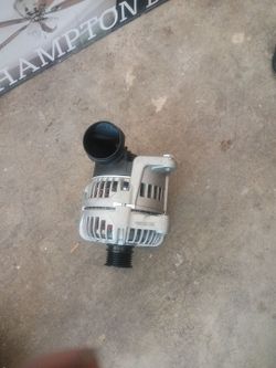 New alternator 112585 Ford/Lincoln