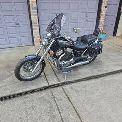 Suzuki Intruder  1400