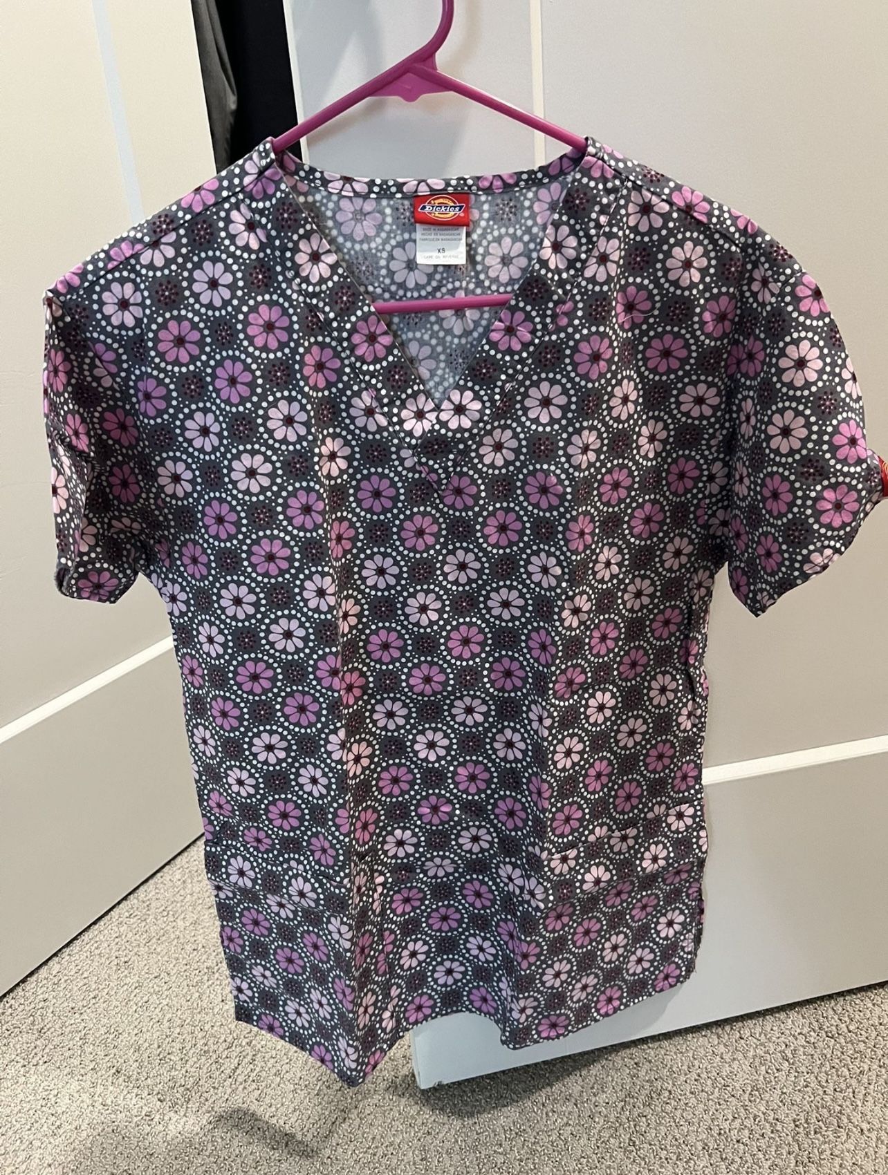Dickies Scrub Top Size XS