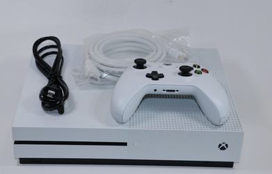 Xbox One Bundle – Like New