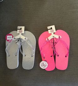 Brand New Girls Flipflops