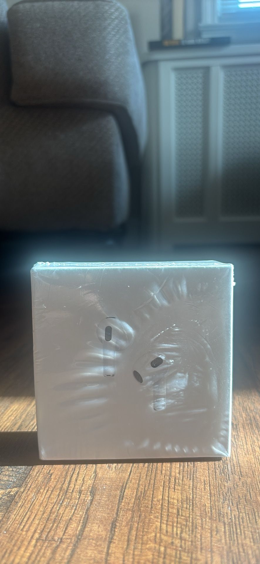airpod (3rd generation) with lighting charging case