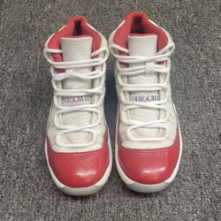 Nike Air Jordan 11 Retro Mid 'Cherry’ 378039 116 Size 2Y