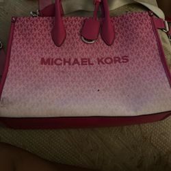 Selling My Michael Kors Purse