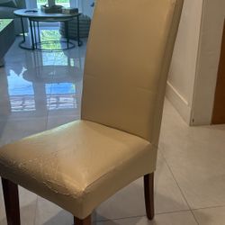 6 Dining Room Chairs