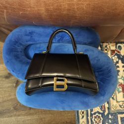 Balenciaga Hourglass Handbag – Black (Like New)