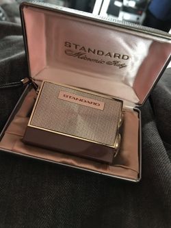 Collectible transition radio