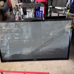 55 Inch LG Tv Not Smalrt But Is Big 