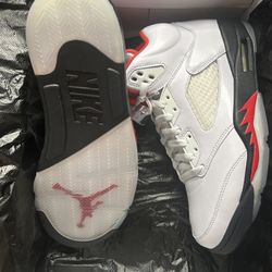 Jordan 5 Fire Red Size 8.5 New