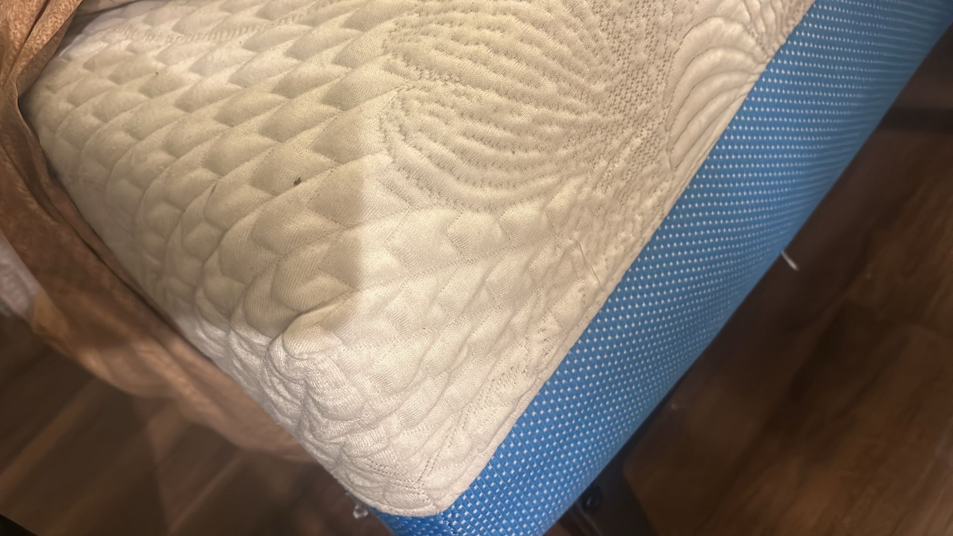 Full size bed frame + mattress