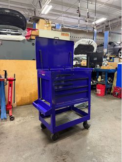 US General roll cart
