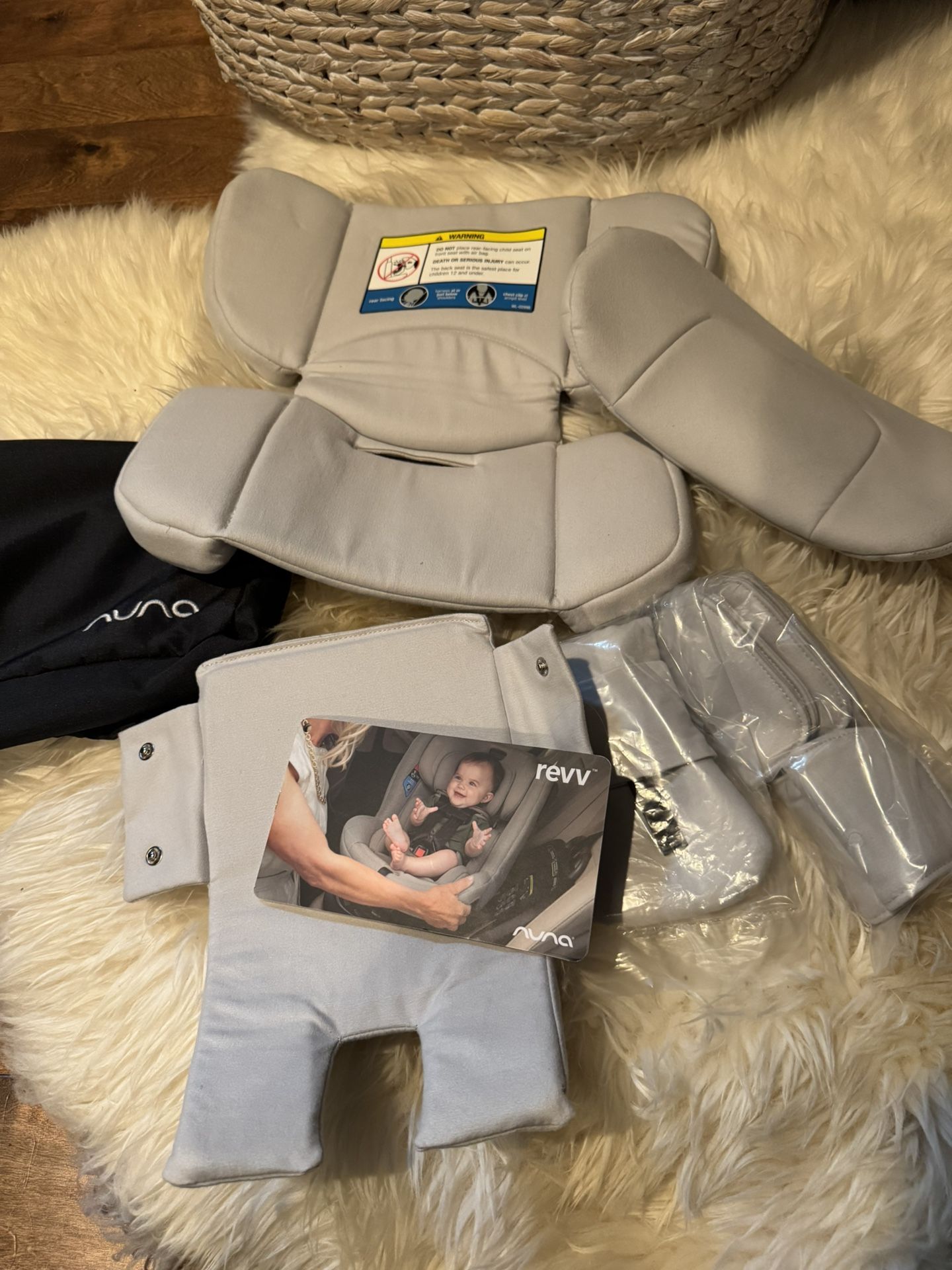 Nuna Revv Infant Car Seat Insert. NEW