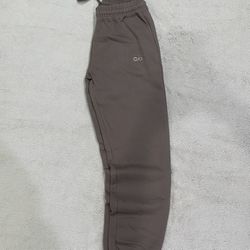 Alo Yoga Brown Sweatpants (Size Small)