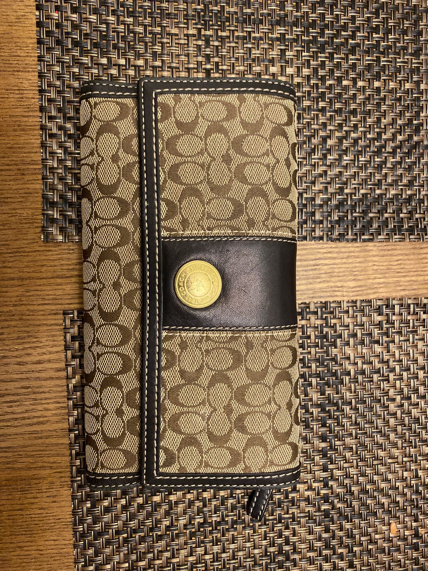 Coach Wallet Authentic 
