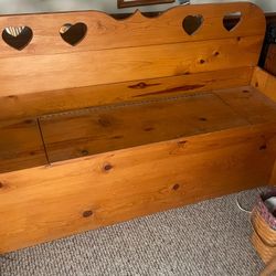 Nice Bench Furniture That Opens With Storage 