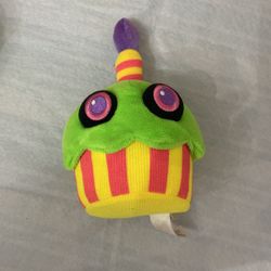 Official Funkel Five Nights At Freddy’s FNAF Green Cupcake Black Light Plush 2018