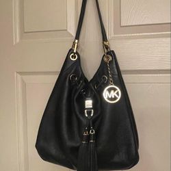 Michael knors Purse