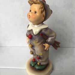 VINTAGE HUMMEL “Carnival” PORCELAIN FIGURINE #328 - 5 3/4”- TMK7