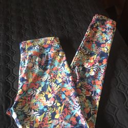 LuLaRoe  Leggings- One size