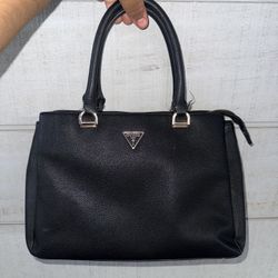 Women’s Guess Handbag