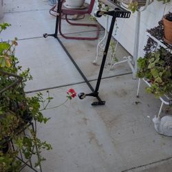 Adjustable Twin Mattress Frame With Easy To Roll Around Wheels