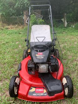 Toro self propelled lawn mower with bag