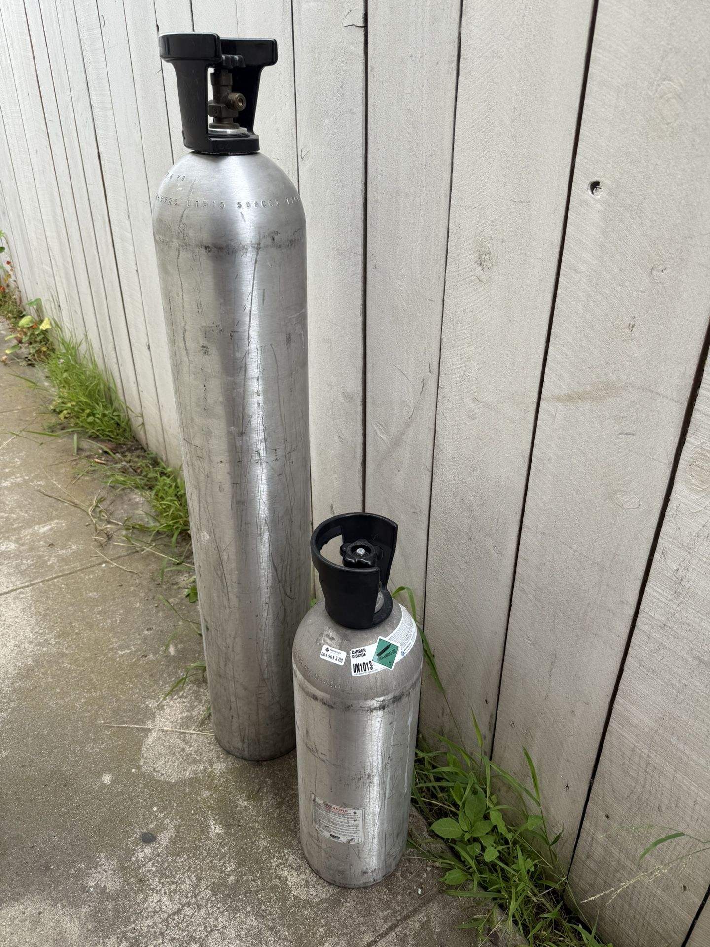 50lb Co2 Tank X1   20lb Tank X2