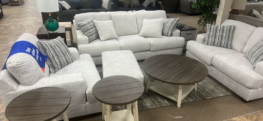 Beautiful Couch $25 Down